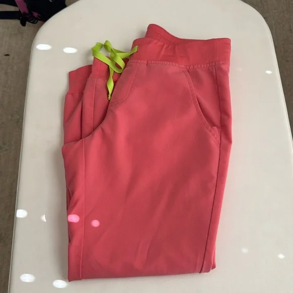 FIGS Scrubs S - Picture 1 of 1